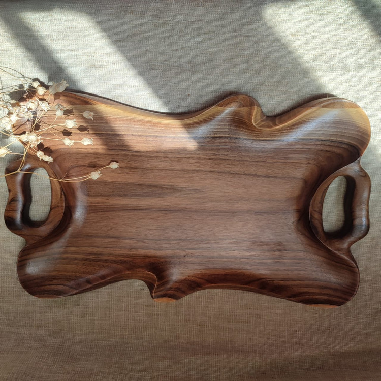 سینی 8 نفره دفرمه ساخته شده از چوب گردو درجه یک آغشته شده به روغن گیاهی مخصوص ظروف غذایی با قابلیت شستشو با مواد شوینده